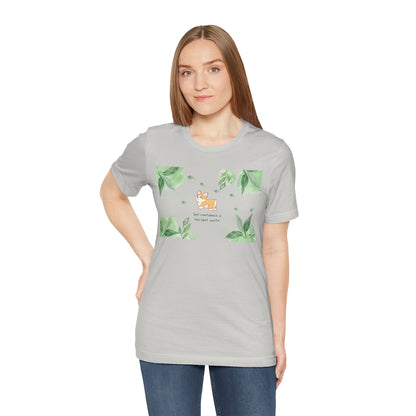 Corgi - Confidence is the Best Outfit - Super Soft Cotton Airlume Unisex T-Shirt (Horizontal Graphic)